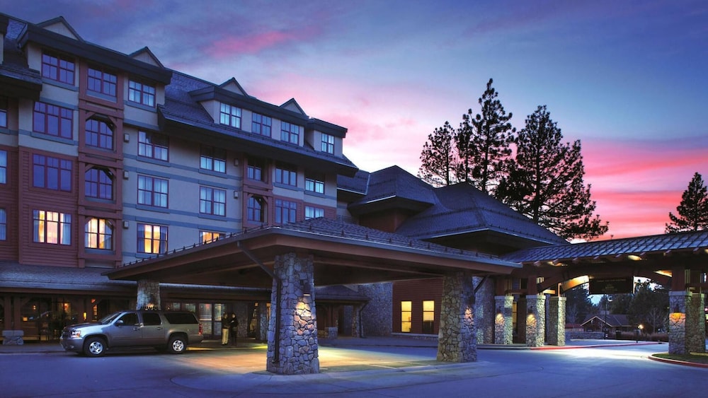 Marriott Timber Lodge Resort 2 BDRM 2 BA Villa, South Lake Tahoe, CA Vacation Rental Hotel