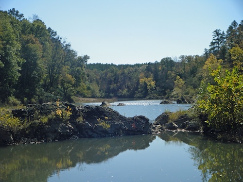 Independent Hodgen Deals 2018 Compare Save From 109 Travelocity