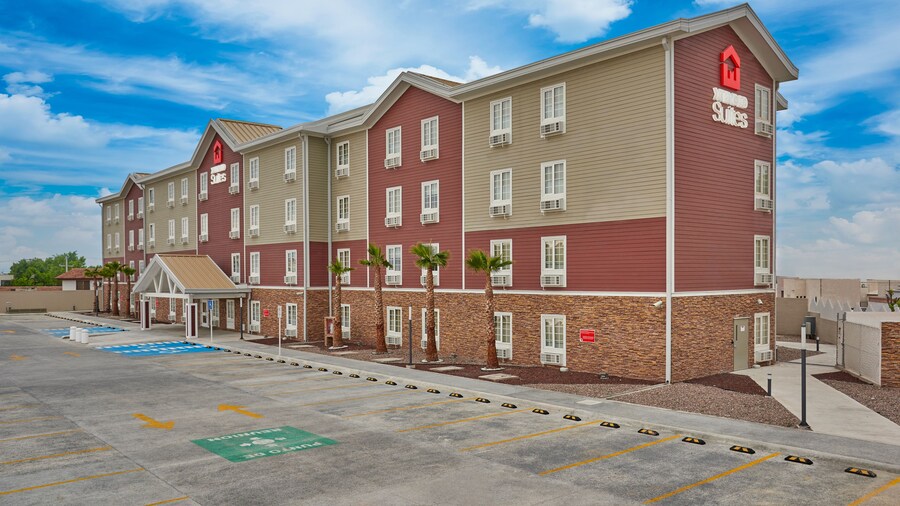 Extended Suites Saltillo Galerías