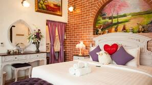 Free minibar, in-room safe, rollaway beds, free WiFi
