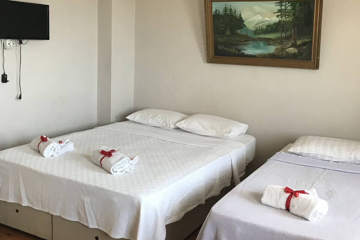 Pandora Apart Pansiyon In Urla Turkey Expedia