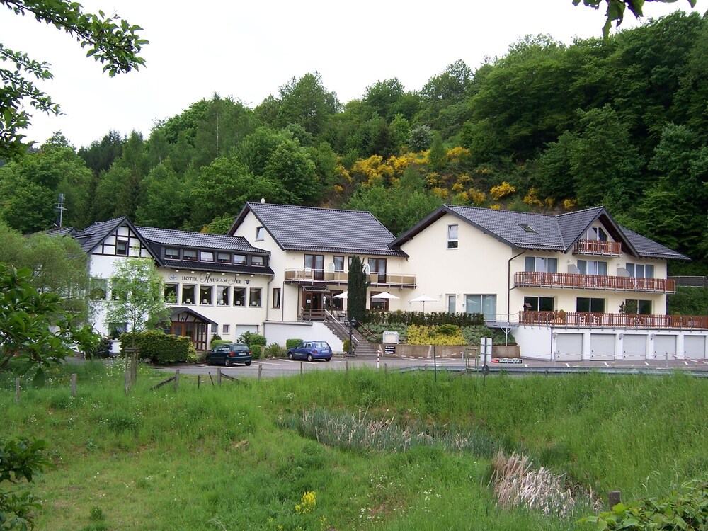 Haus Am See In Simmerath Hotel Rates Reviews On Orbitz