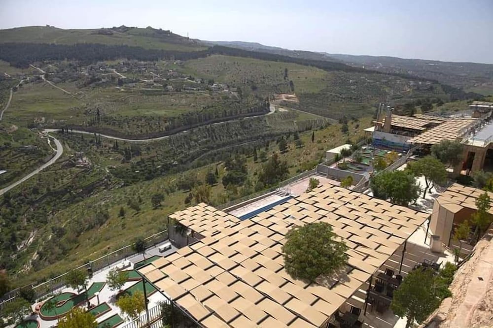 Photo - Sindyan Resort