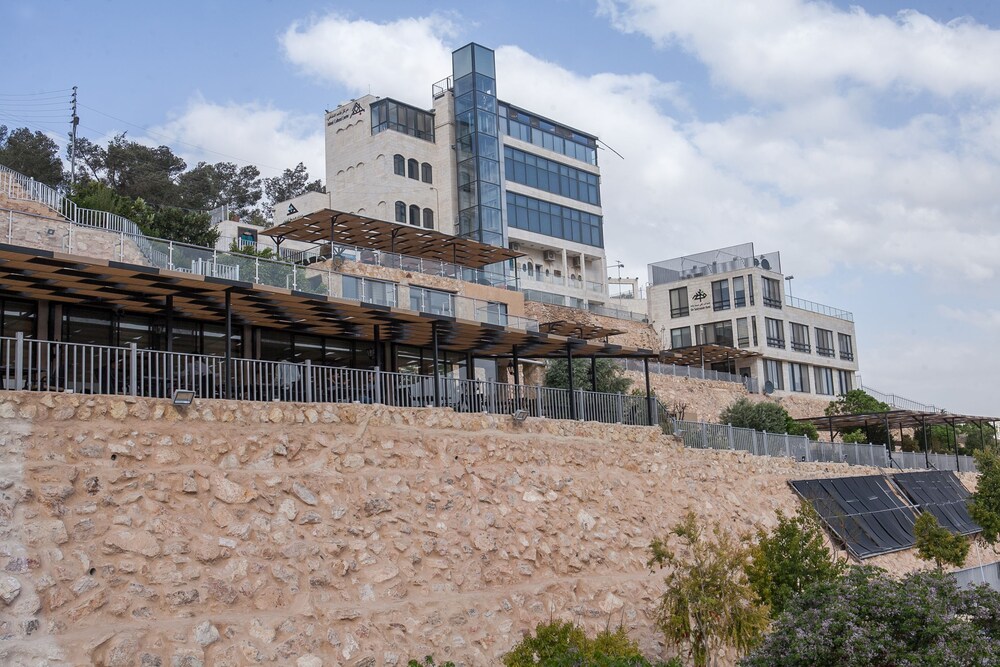 Photo - Sindyan Resort