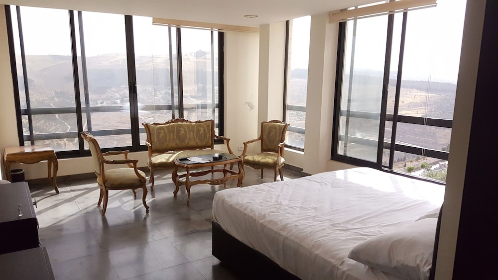 Photo - Sindyan Resort