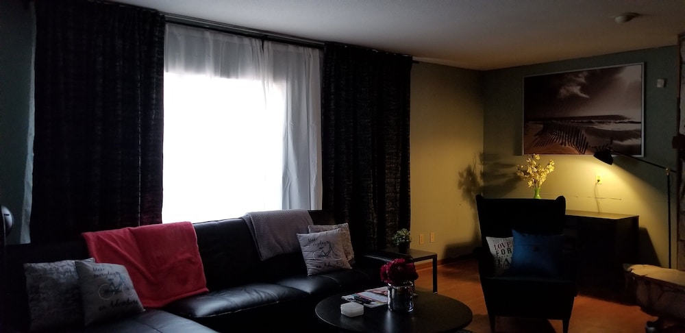 Exquisite English Tudor House