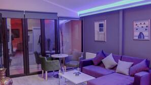 Coffre-forts dans les chambres, bureau, draps fournis