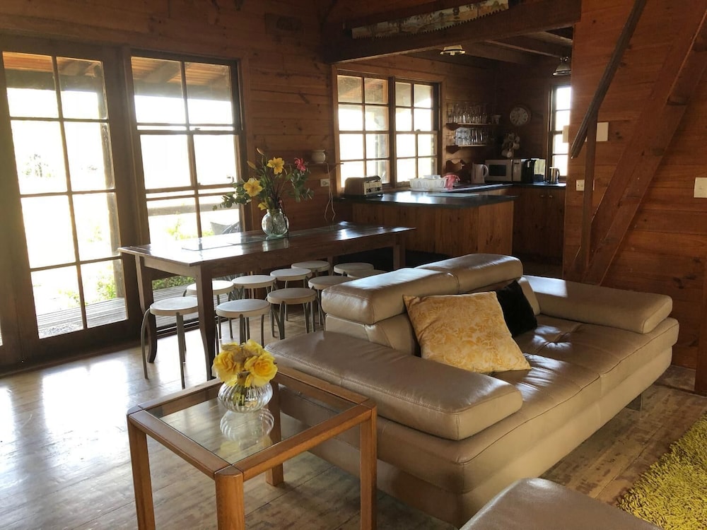 Krinklewood Cottage and Train Carriages