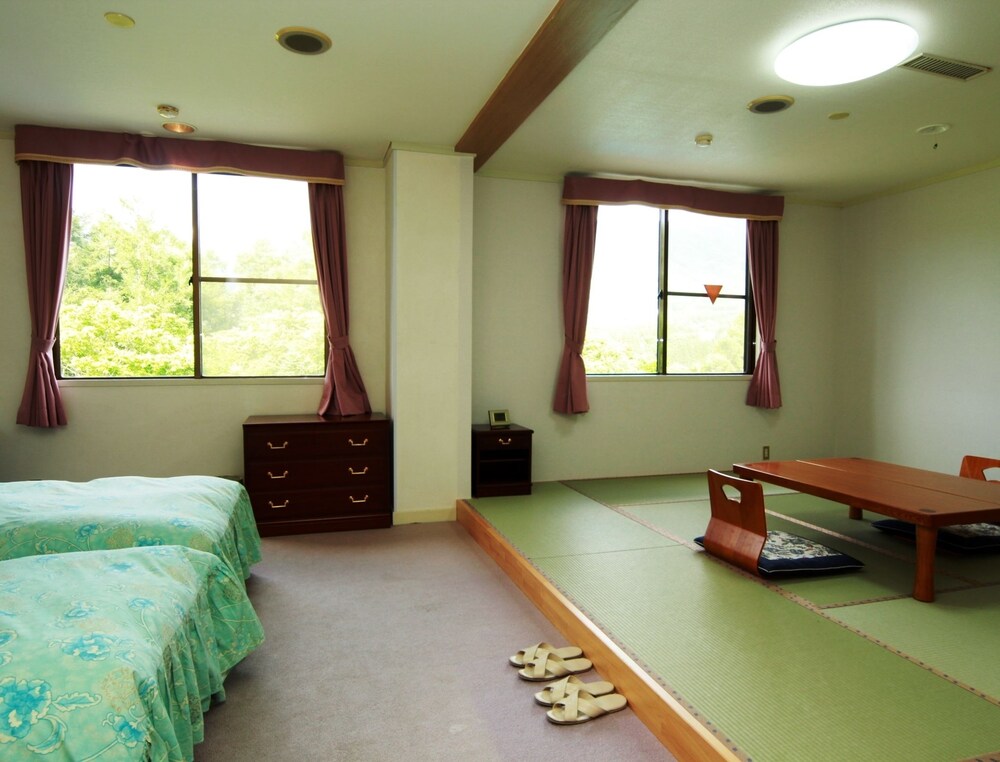 北志賀温泉 ゆうリゾートホテル 長野県 北志賀 竜王 よませ 小丸山 おすすめ人気宿泊プラン一覧 トラベルjp 北志賀温泉 ゆうリゾートホテル 長野県 北志賀 竜王 よませ 小丸山 おすすめ人気宿泊プラン一覧 トラベルjp