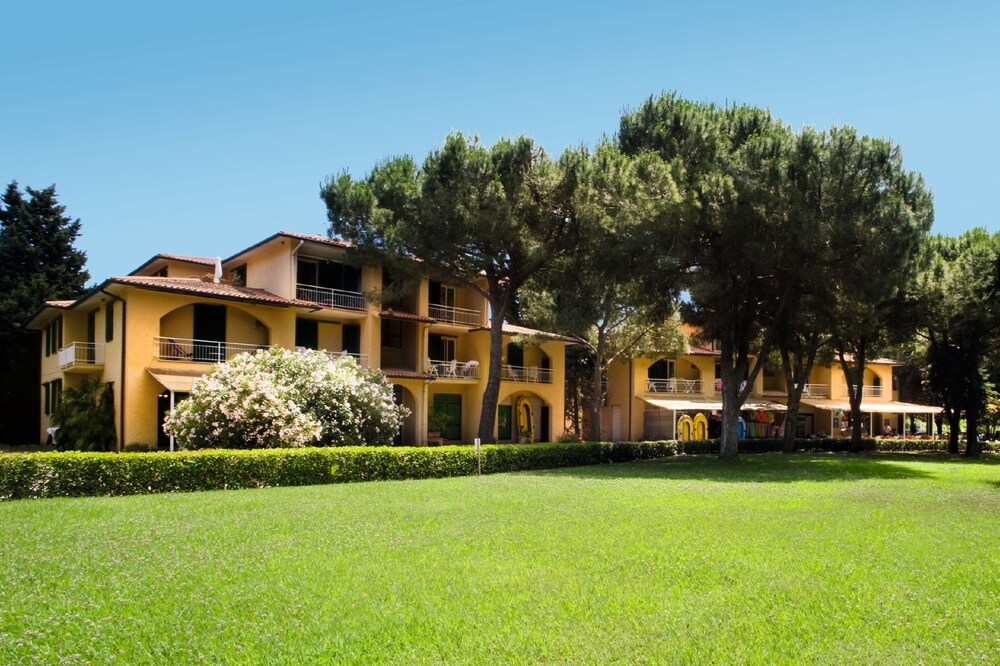 Residence Golfo Della Lacona In Capoliveri Expedia