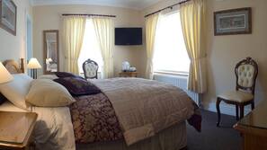 Desk, iron/ironing board, free WiFi, linens
