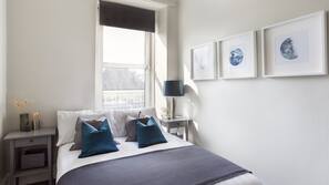 2 bedrooms, iron/ironing board