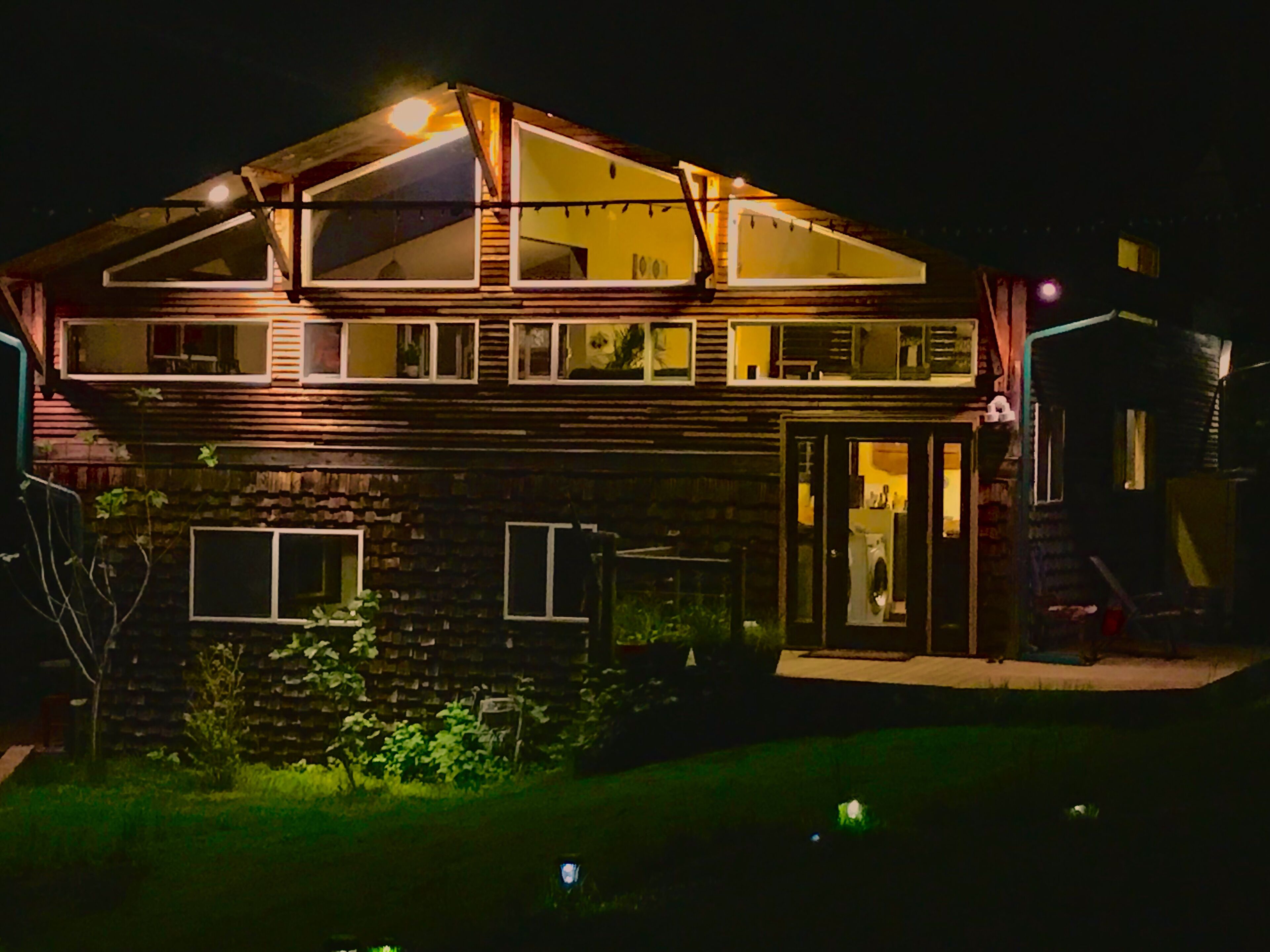 Hooper Hill Guest House in Vancouver, United States