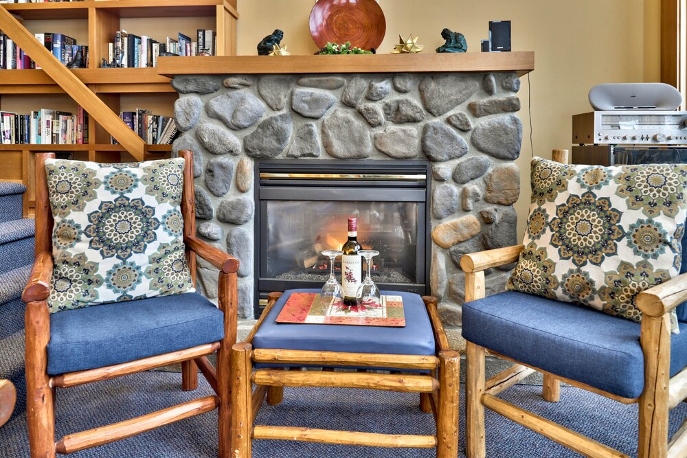 Best Family Retreat Location At Sun Peaks Spectacular Views