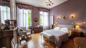 Fer et planche à repasser, lits bébé (gratuits), Wi-Fi gratuit