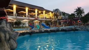 Outdoor pool, pool umbrellas, sun loungers
