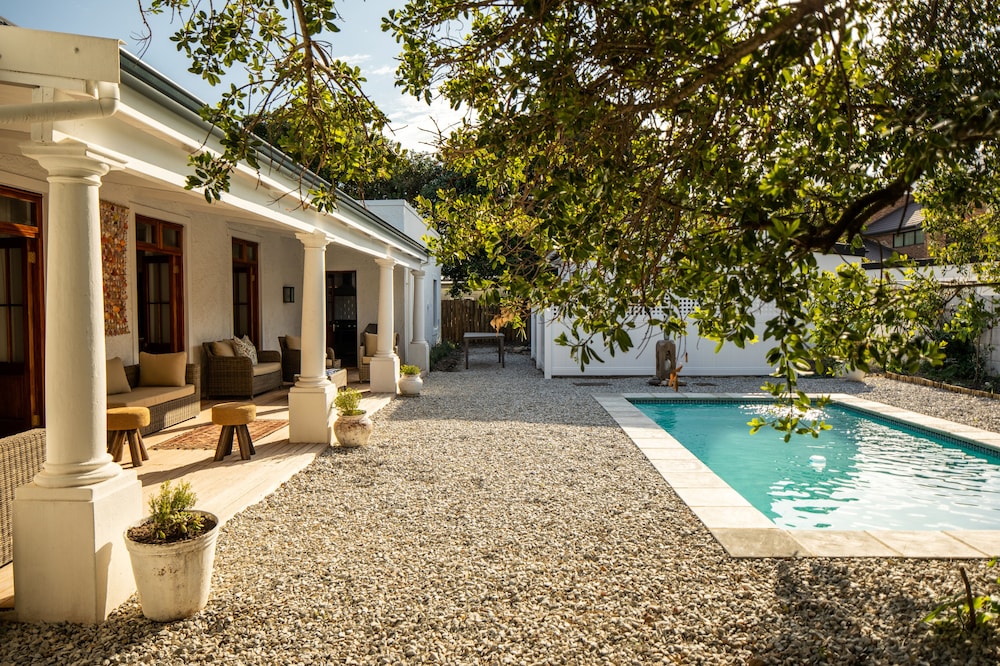 heritage house deals