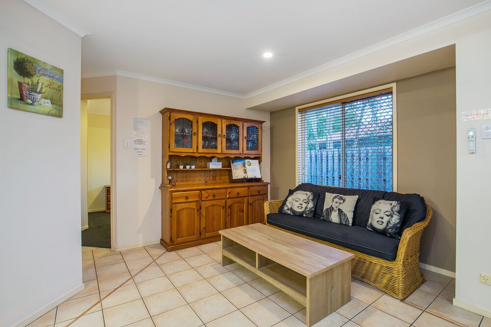 Anaheim Family Oasis