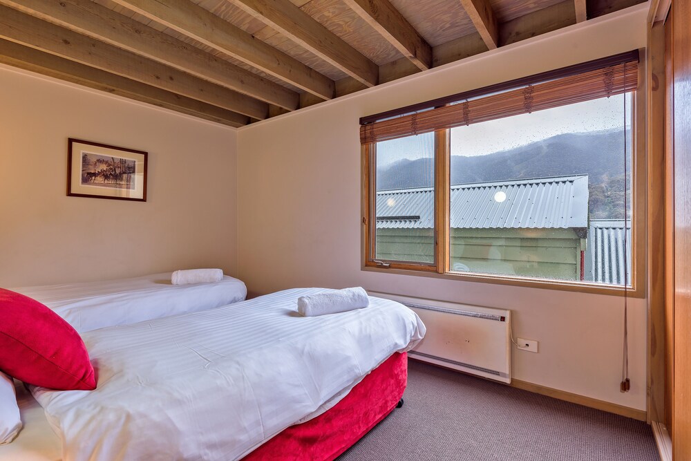 Banjo Apartments - Townhouse 4