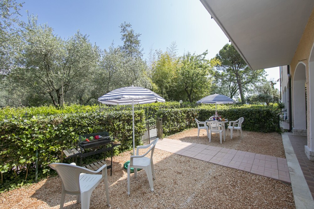 Casa Spiaggia Romantica A Manerba Del Garda Italy In