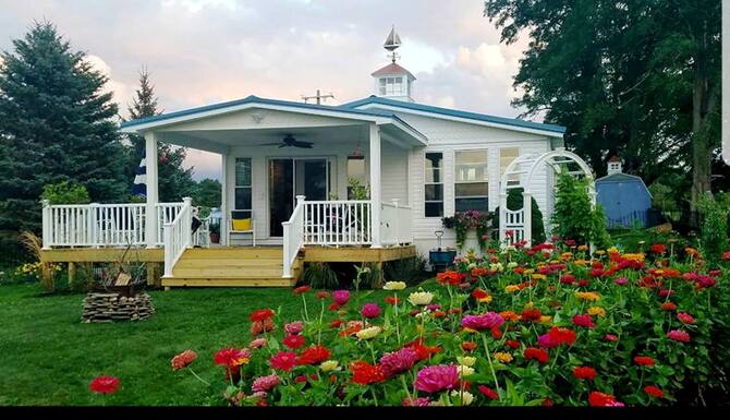 Lakefront Privacy On Sunset Cove In Dunkirk Ny Expedia