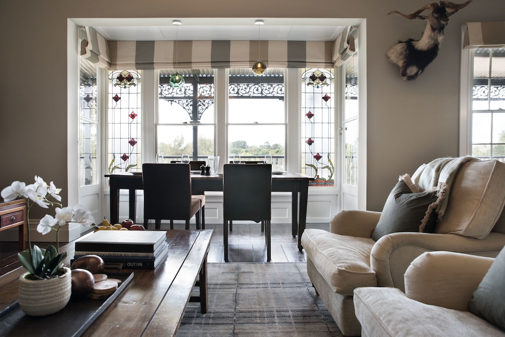 Hillcrest Apartment