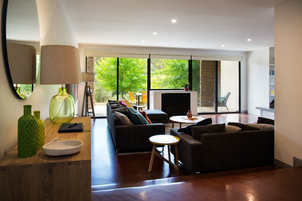 Lake Daylesford Lodge 3