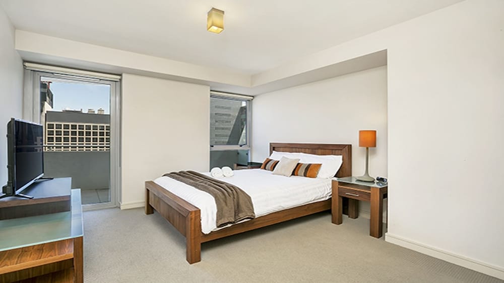 The Apartment Service BS901