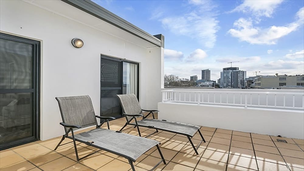 The Apartment Service SANT4