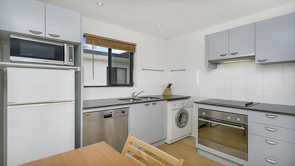 The Apartment Service SANT4