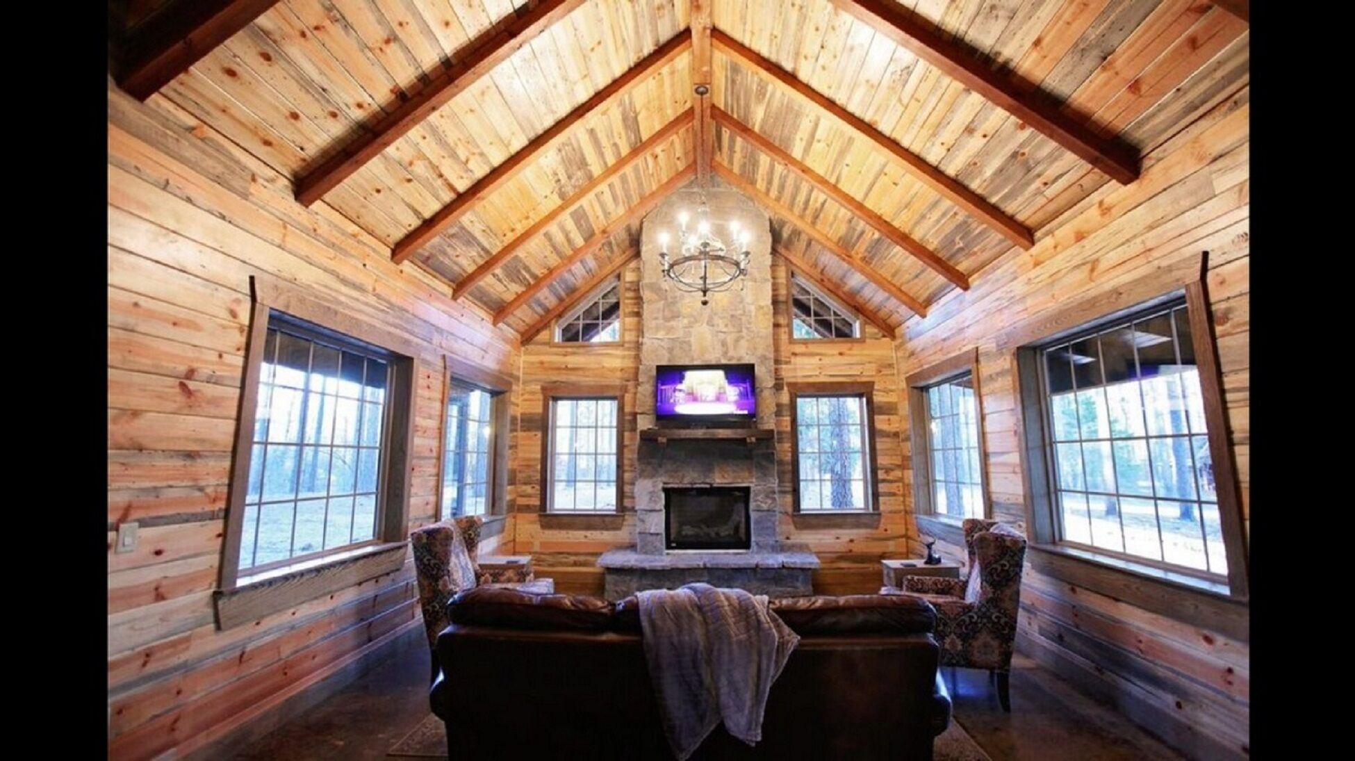 Relaxing Luxury Cabin In Broken Bow Ok In Idabel Ok Expedia
