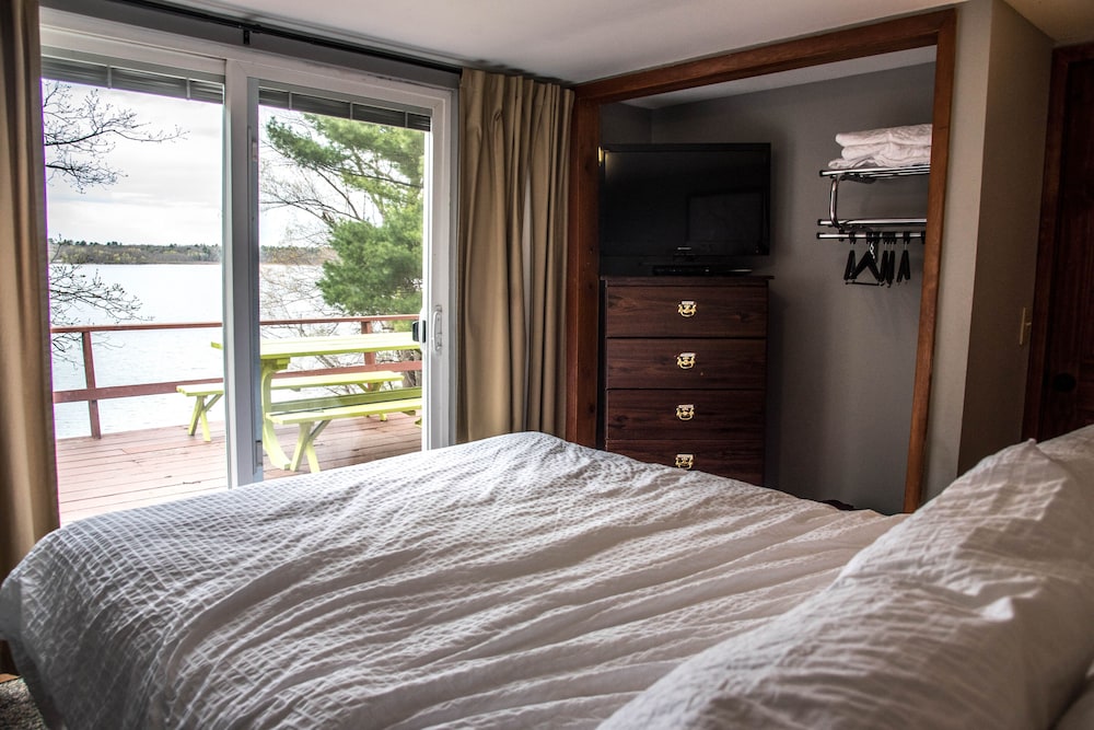 Cozy Cabin Vacation Rental on South Long Lake, Brainerd, Mn. Crow Wing County Vrbo