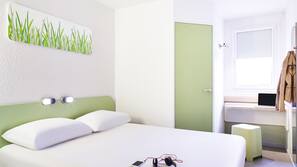 Desk, blackout drapes, free WiFi, linens
