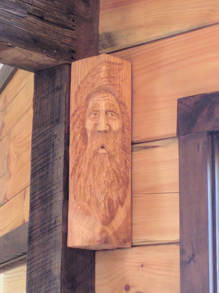 Private Cabin of Rustic Elegance with Modern Amenities in the Heart of