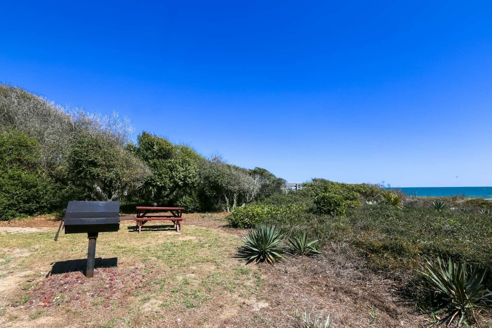 Oceanfront Beach House with Amazing Views, Private Beach Access, Sundeck, Yard & Screened Porches.