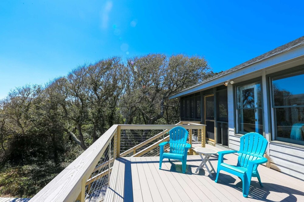 Oceanfront Beach House with Amazing Views, Private Beach Access, Sundeck, Yard & Screened Porches.