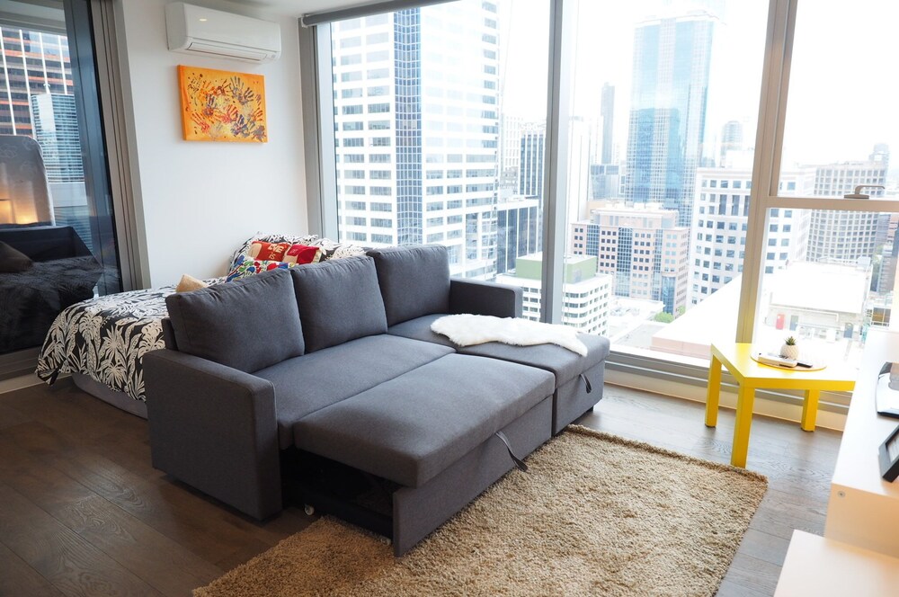 The Fifth Apartment