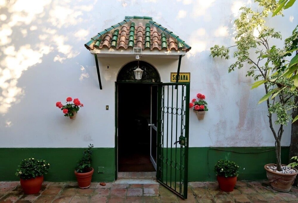 Rustic Beach Side Villa Within A Walled Garden Close To Tarifa In