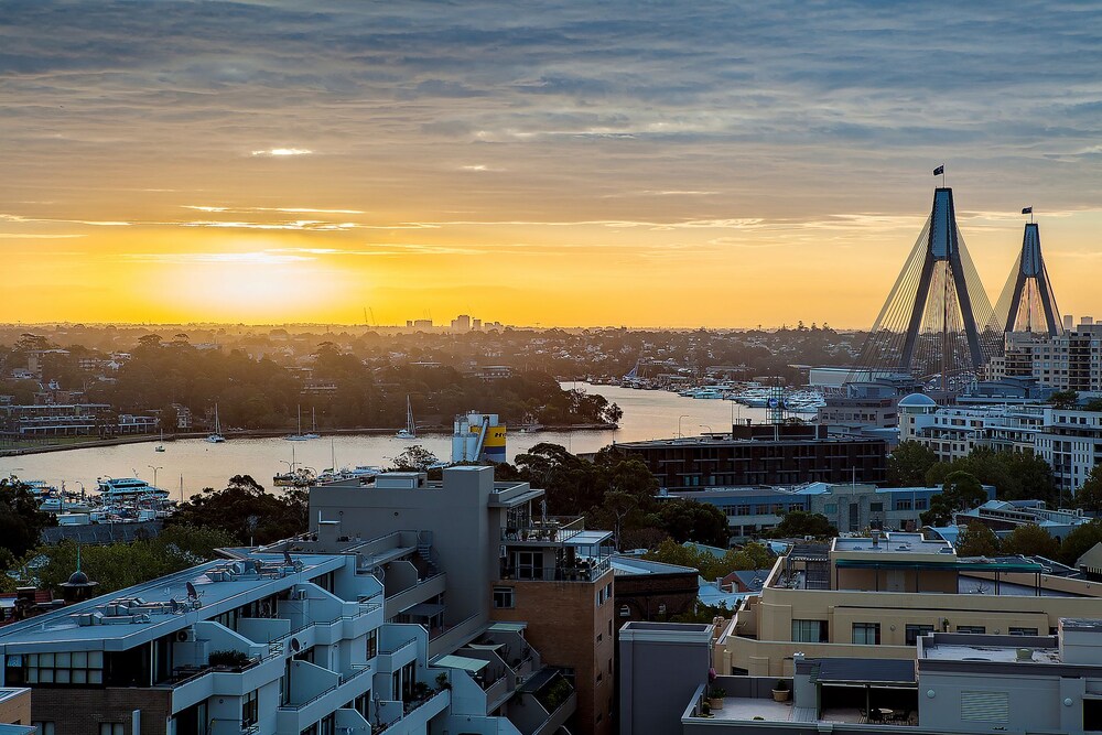 Stunning 2 Bedroom Apartment