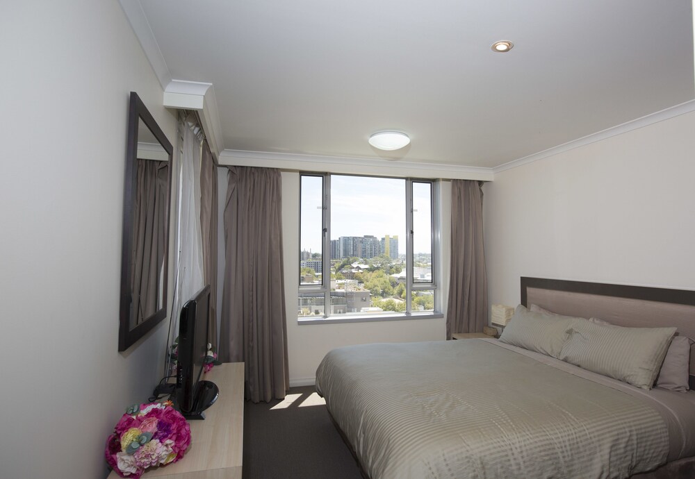 Stunning 2 Bedroom Apartment