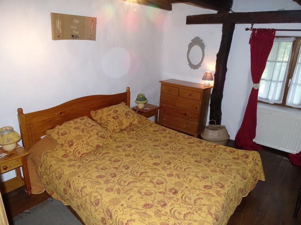 Les Gites Du Bouyssou Deals Reviews Crespin Fra Wotif