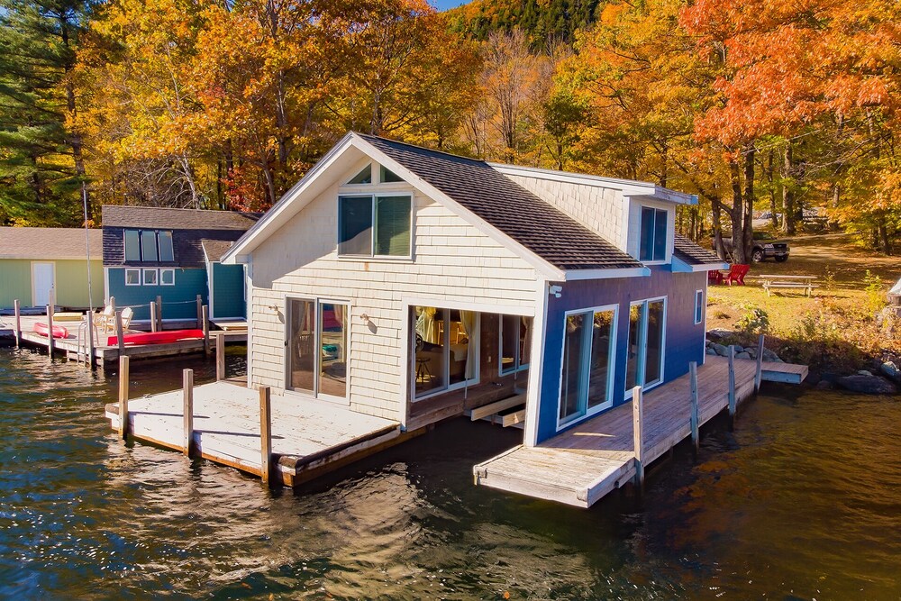 Lake Sunapee Overwater Cottage Instaworthy Decor 2019 Deals