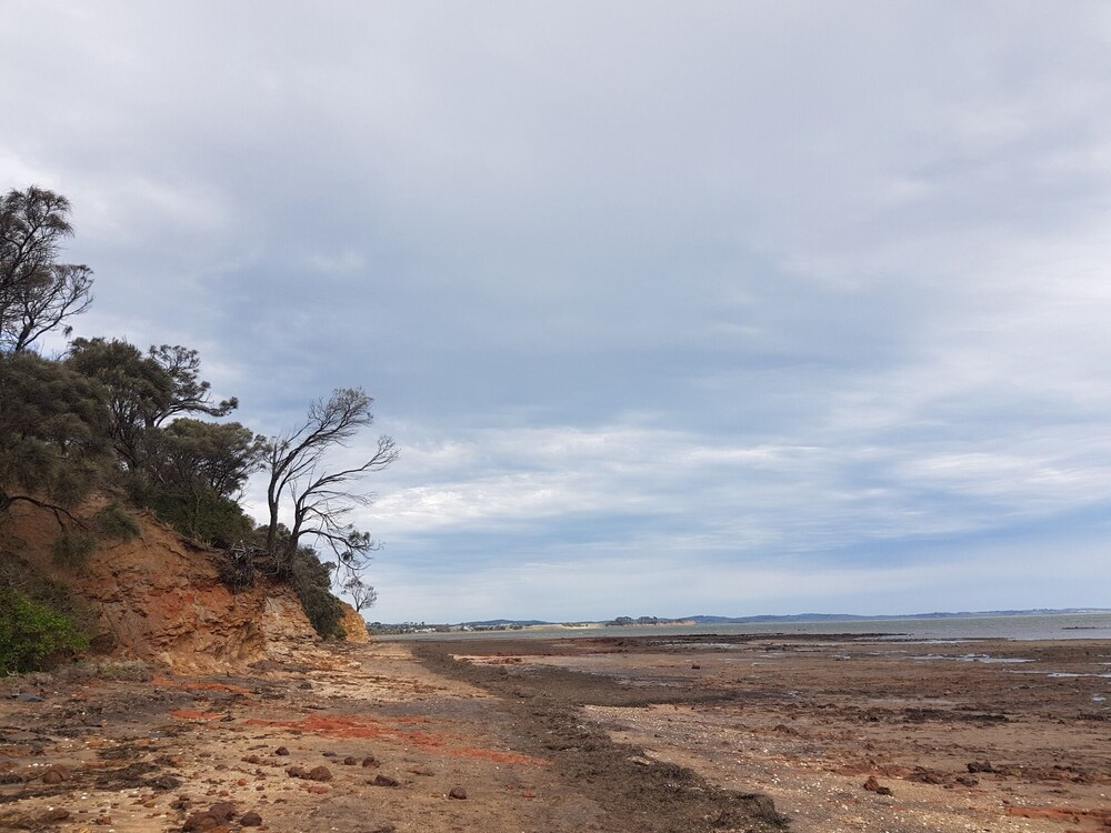Retreat to Bay Breeze at Coronet Bay