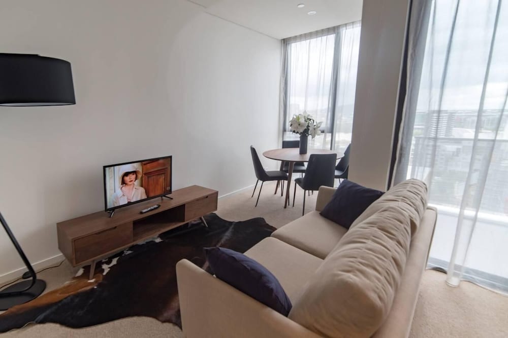 High End Living Across From Convention Centre