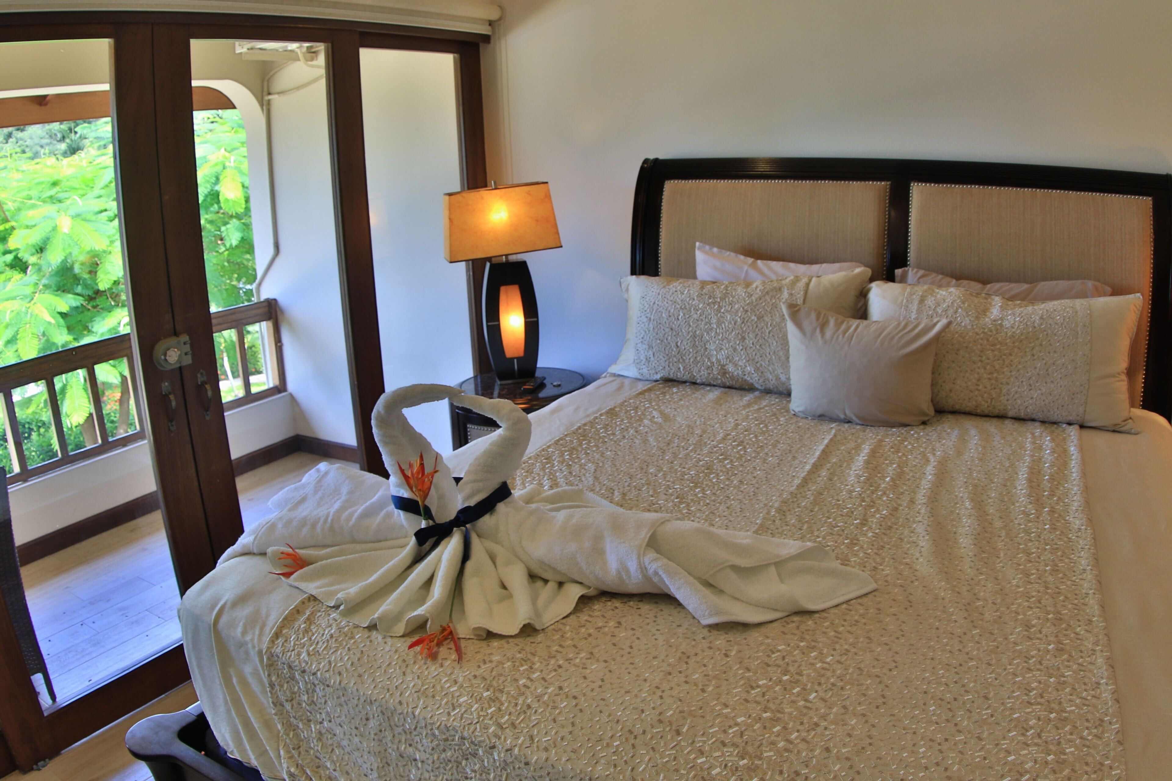 Flamingo Beach Villa - One of the few Renovatd units - Go to beach bikes included in Playa Flamingo in Playa Flamingo, Costa Rica