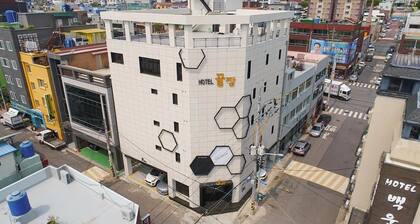 Hotel Ggulzam