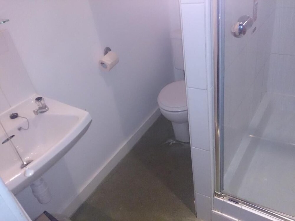 The Rose and Crown Hotel