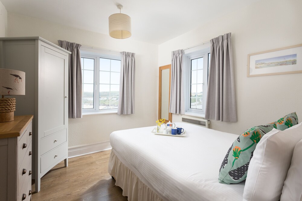 Oystercatcher Apartments in Wadebridge Best Rates & Deals on Orbitz