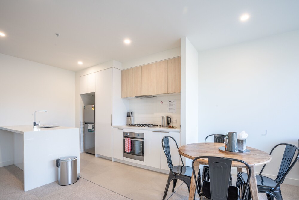 Poplar Apartments