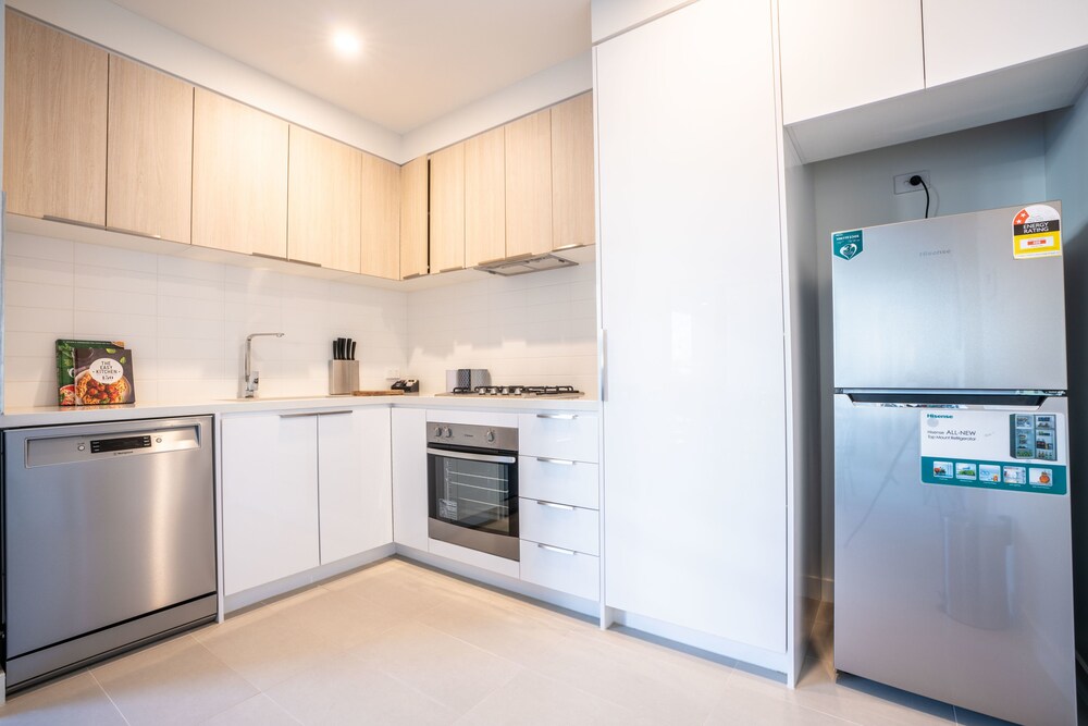 Poplar Apartments